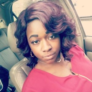 Meet your Posher, Kalisha